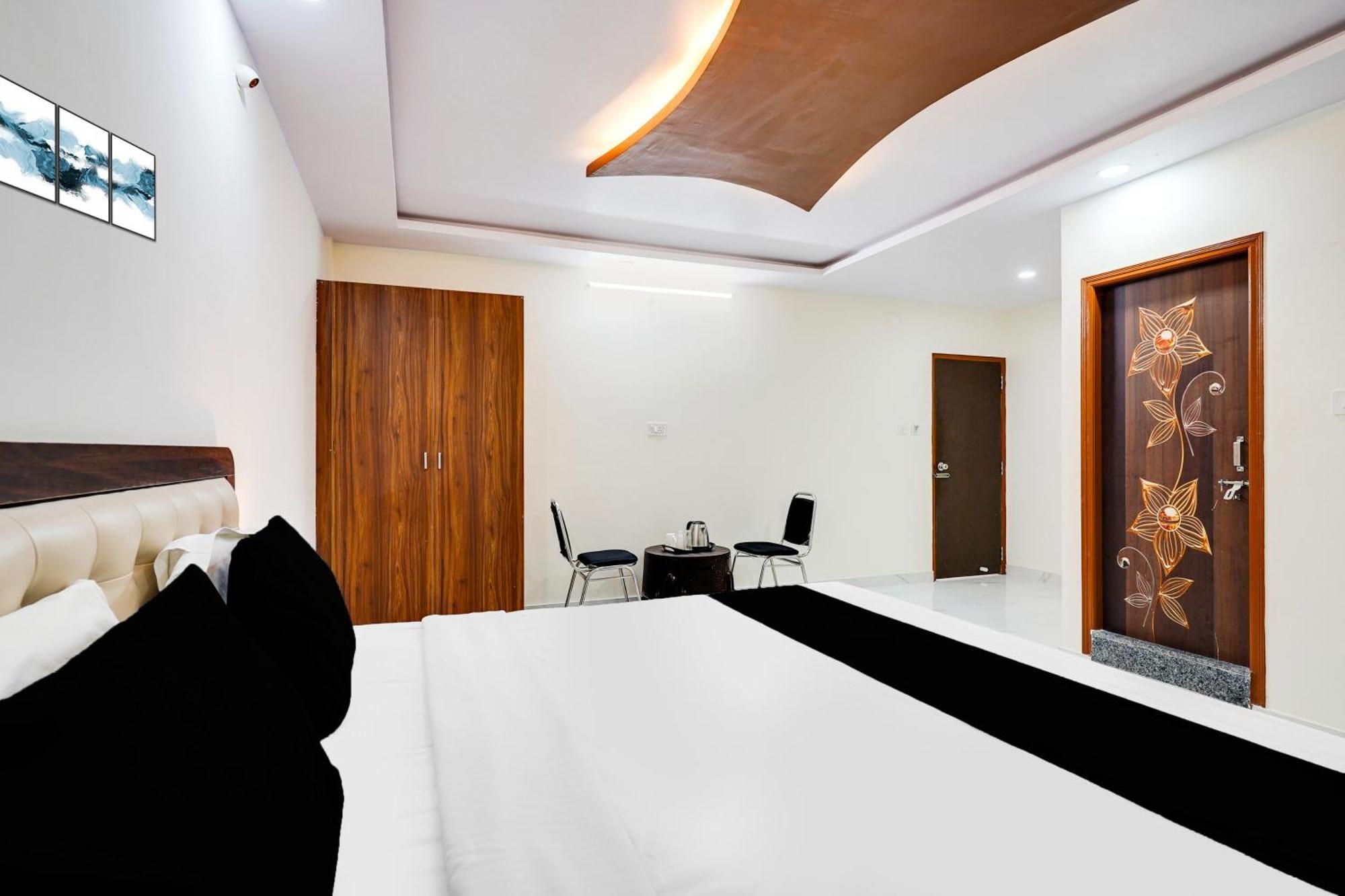 Townhouse Bidadi Formerly Royal Garuda المظهر الخارجي الصورة