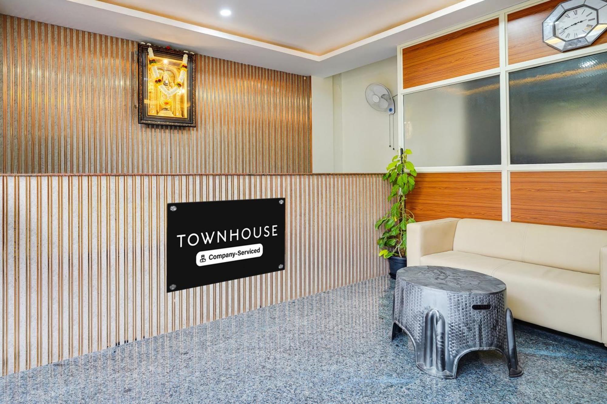 Townhouse Bidadi Formerly Royal Garuda المظهر الخارجي الصورة