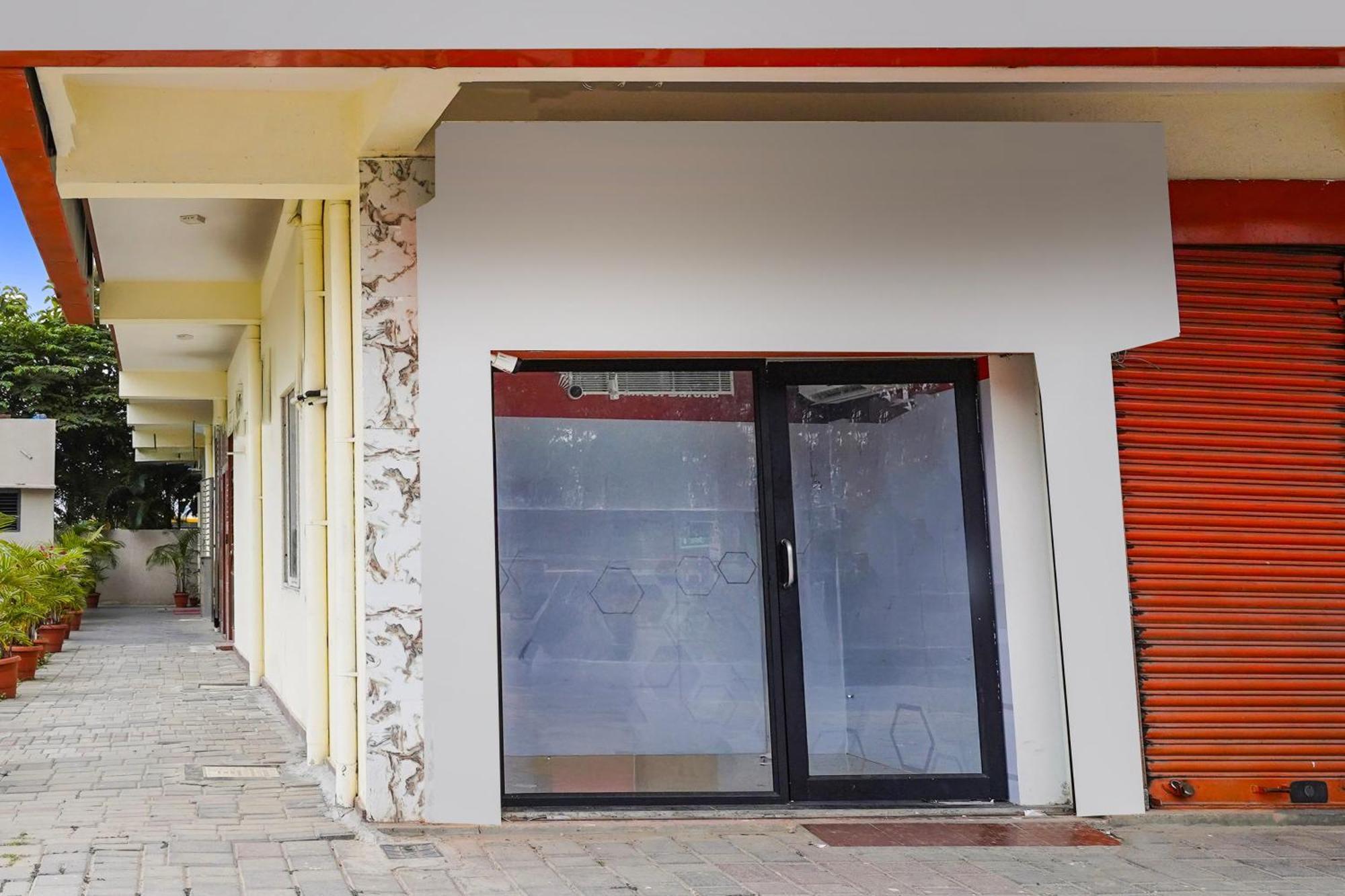 Townhouse Bidadi Formerly Royal Garuda المظهر الخارجي الصورة